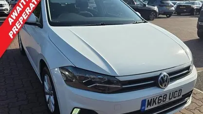 Used VW Polo SE 75 HP (55 kW) 2018 White Hatchback