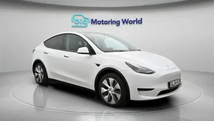 Used Tesla Model Y RWD 254 kW (346 HP) 2024 White SUV