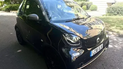Usado Smart ForTwo Cabrio Premium 71 CV (52 kW) 2019 Descapotable