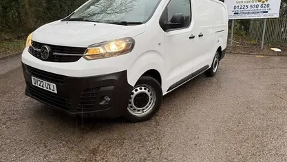 Used Vauxhall Vivaro 101 HP (74 kW) 2022 MPV