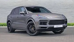 Quarzite grey metallic Used 2019 Porsche Cayenne S SUV | £46,990 (Fair price)