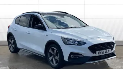Używany Ford Focus Active 120 KM (88 kW) 2021 Biały Hatchback