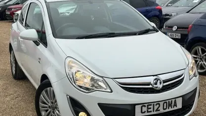 Used Vauxhall Corsa Active 86 HP (63 kW) 2012 White Hatchback