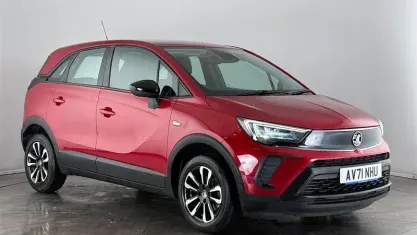 Used Vauxhall Crossland S 110 HP (80 kW) 2021 Red SUV