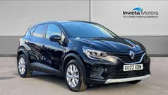 Black Used 2022 Renault Captur Iconic SUV | £14,800 (Fair price)