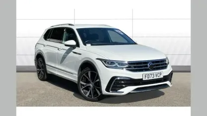 Used VW Tiguan Allspace R-line 150 HP (110 kW) 2023 White SUV