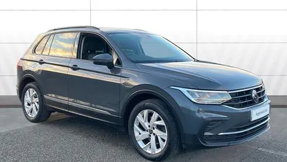 Used 2022 VW Tiguan Life SUV | £19,737 (Fair price)