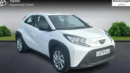 Used Toyota Aygo X PURE 72 HP (52 kW) 2025 SUV