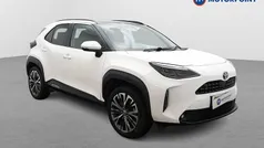 Used 2025 Toyota Yaris Hybrid Estate | £23,349 (Fair price)