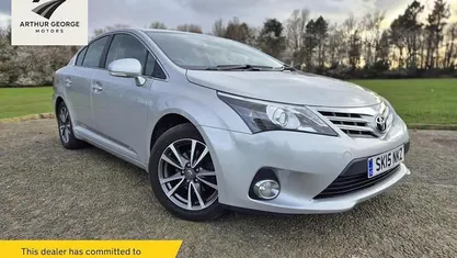 Used Toyota Avensis 126 HP (92 kW) 2014 Sedan