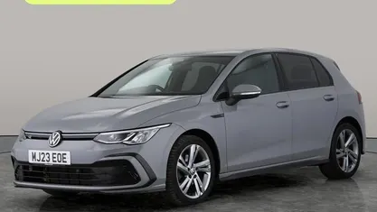 Used VW Golf VIII R-line 131 HP (96 kW) 2024 Hatchback