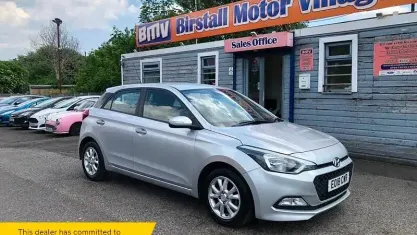 Used Hyundai i20 SE 84 HP (61 kW) 2018 Silver Hatchback