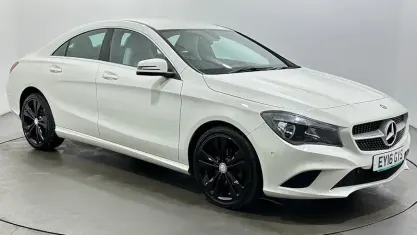 Used Mercedes CLA200 136 HP (100 kW) 2016 White Coupe