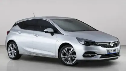Used Vauxhall Astra SRi 145 HP (106 kW) 2021 Silver Hatchback