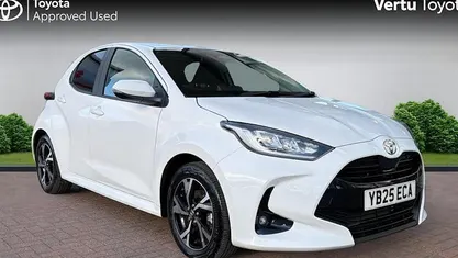 Used Toyota Yaris Hybrid Design 116 HP (85 kW) 2026 Hatchback