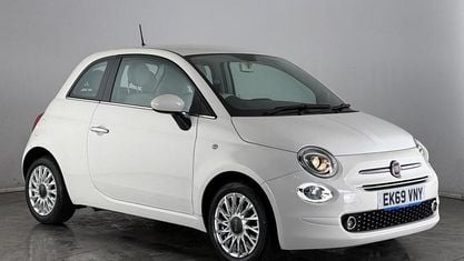 Begagnad Fiat 500 Lounge 69 HK (50 kW) 2019 Vit Halvkombi