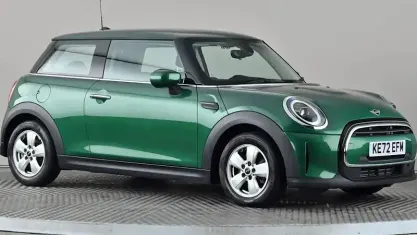 Used Mini Cooper Classic 136 HP (100 kW) 2022 Green Hatchback