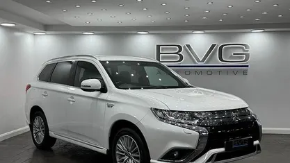 Used Mitsubishi Outlander P-HEV 224 HP (164 kW) 2020 Estate