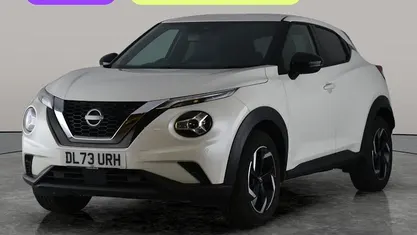 Used Nissan Juke N-Connecta 114 HP (83 kW) 2023 White SUV