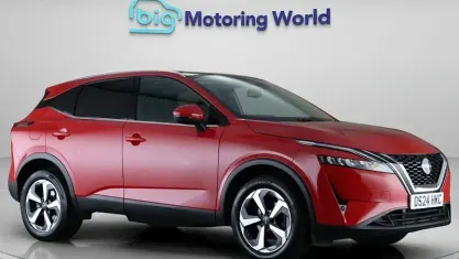 Used Nissan Qashqai N-Connecta 140 HP (102 kW) 2023 Red SUV
