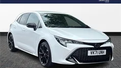 White Used 2022 Toyota Corolla Sport Hatchback | £19,642 (Fair price)