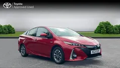 Red Used 2020 Toyota Prius Hatchback | £21,717 (Good price)