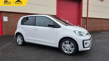 Used VW up! high up! 75 HP (55 kW) 2016 White Hatchback