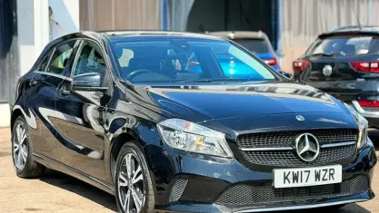 Used Mercedes A180 SE 122 HP (89 kW) 2017 Black Hatchback