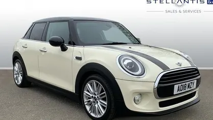 Used Mini Cooper Hatch 136 HP (100 kW) 2018 Hatchback