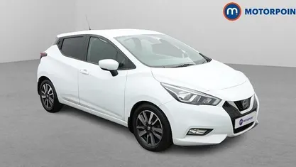 Used Nissan Micra N-Connecta 90 HP (66 kW) 2018 Hatchback