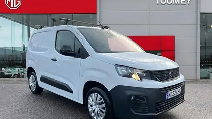 Used Peugeot Partner 102 HP (75 kW) 2022 MPV
