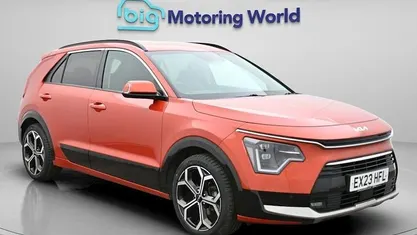 Used Kia Niro 141 HP (103 kW) 2023 Orange SUV