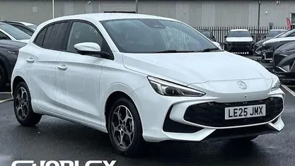 Used MG MG3 Trophy 194 HP (142 kW) 2025 White Hatchback