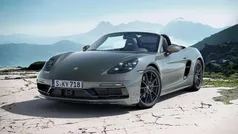 Green Used 2023 Porsche Boxster Cabriolet | £76,950 (Fair price)