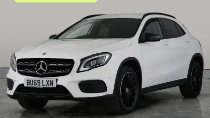 Usado Mercedes GLA180 AMG line 122 HP (89 kW) 2019 Branco SUV