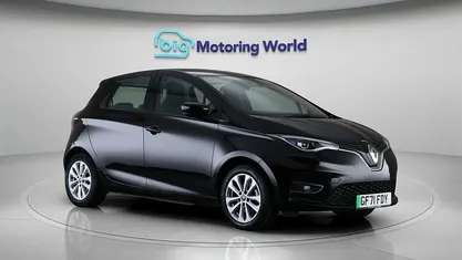 Used Renault Zoe Iconic 100 kW (136 HP) 2021 Hatchback
