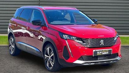 Second-hand Peugeot 5008 Allure 131 CP (96 kW) 2022 SUV