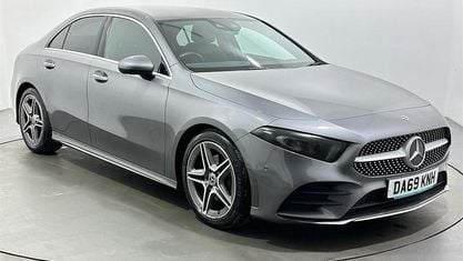Używany Mercedes A200 AMG Line Premium 163 KM (119 kW) 2019 Szary Sedan/Limuzyna