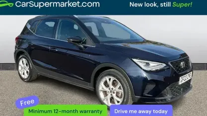 Używany Seat Arona FR 110 KM (80 kW) 2022 Niebieski SUV