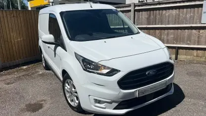Used Ford Transit Connect Limited 120 HP (88 kW) 2021 White MPV
