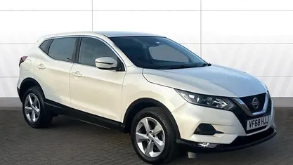 Used Nissan Qashqai Acenta Premium 116 HP (85 kW) 2020 SUV