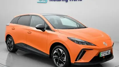 Used MG MG4 EV Trophy 150 kW (204 HP) 2023 Orange Hatchback