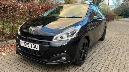Used Peugeot 208 GT-line 109 HP (80 kW) 2019 Hatchback
