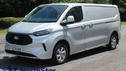 Used Ford Transit Custom Limited 136 HP (100 kW) 2024 Silver Van