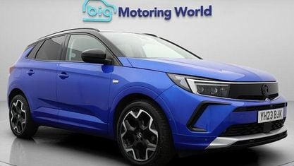 Używany Vauxhall Grandland X Ultimate 131 KM (96 kW) 2023 Niebieski SUV