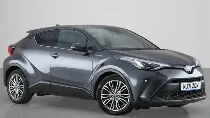 Used Toyota C-HR 122 HP (89 kW) 2023 SUV
