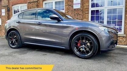 Begagnad Alfa Romeo Stelvio Veloce 280 HK (205 kW) 2022 SUV
