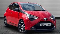 Red Used 2019 Toyota Aygo Trend Hatchback | £8,995 (Fair price)
