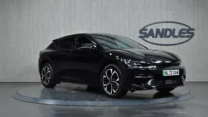 Begagnad Kia EV6 GT-Line 167 kW (228 HK) 2022 Svart SUV