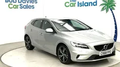 Silver Used 2019 Volvo V40 R-Design Estate | £12,450 (Fair price)